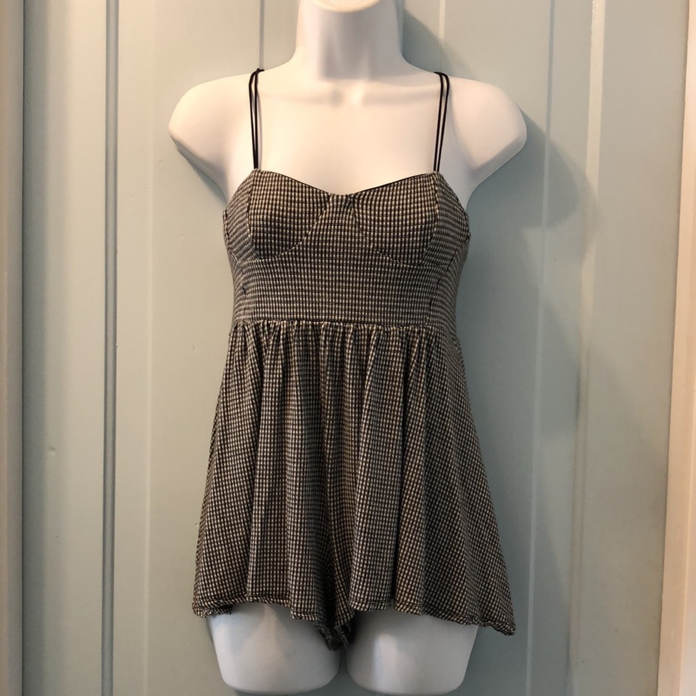 Urban Outfitters black & white short romper sz s-p